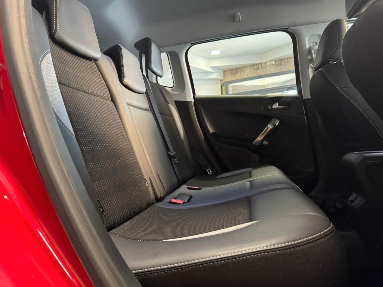 Peugeot 2008 PureTech Turbo 110 EAT6 S&S Allure