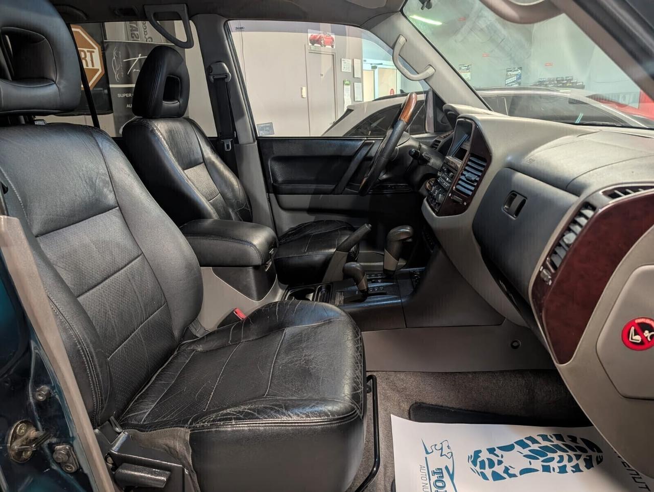 Mitsubishi Pajero 3.2 5 POSTI CAMBIO AUTOMATICO