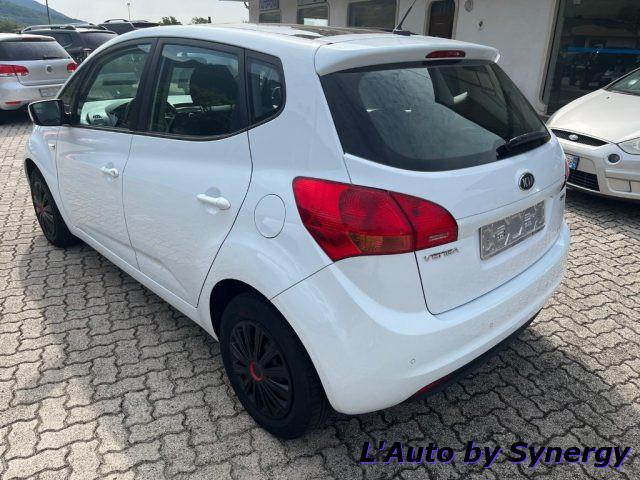 KIA Venga 1.4 CRDi 90CV Active tetto