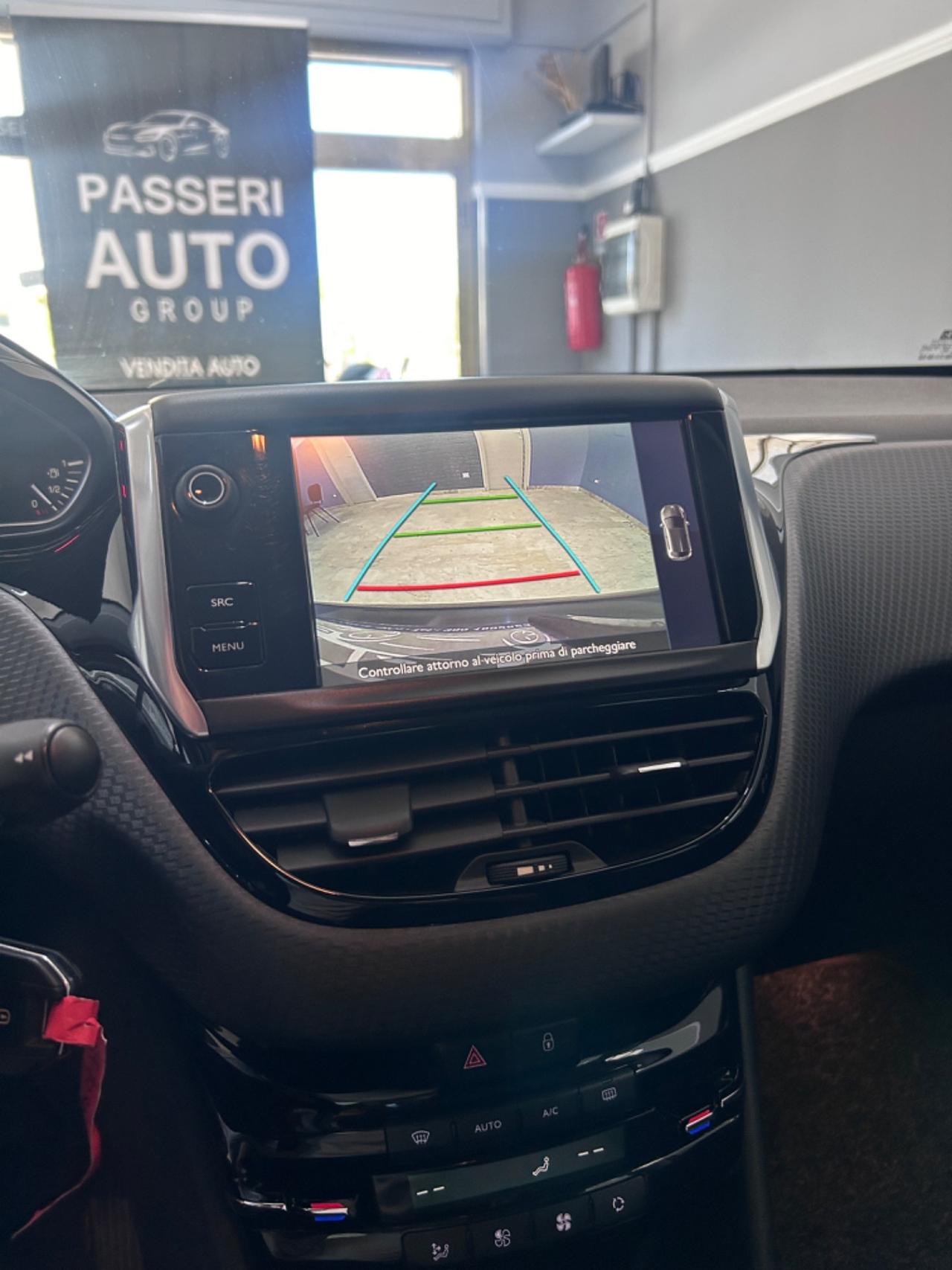 Peugeot 208 PureTech 82 5 porte Allure