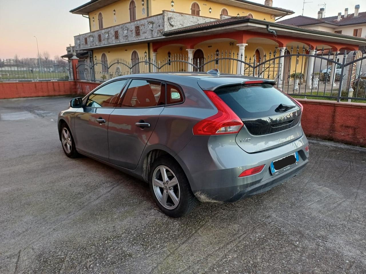 Volvo V40 D2 Geartronic Business 120 cv