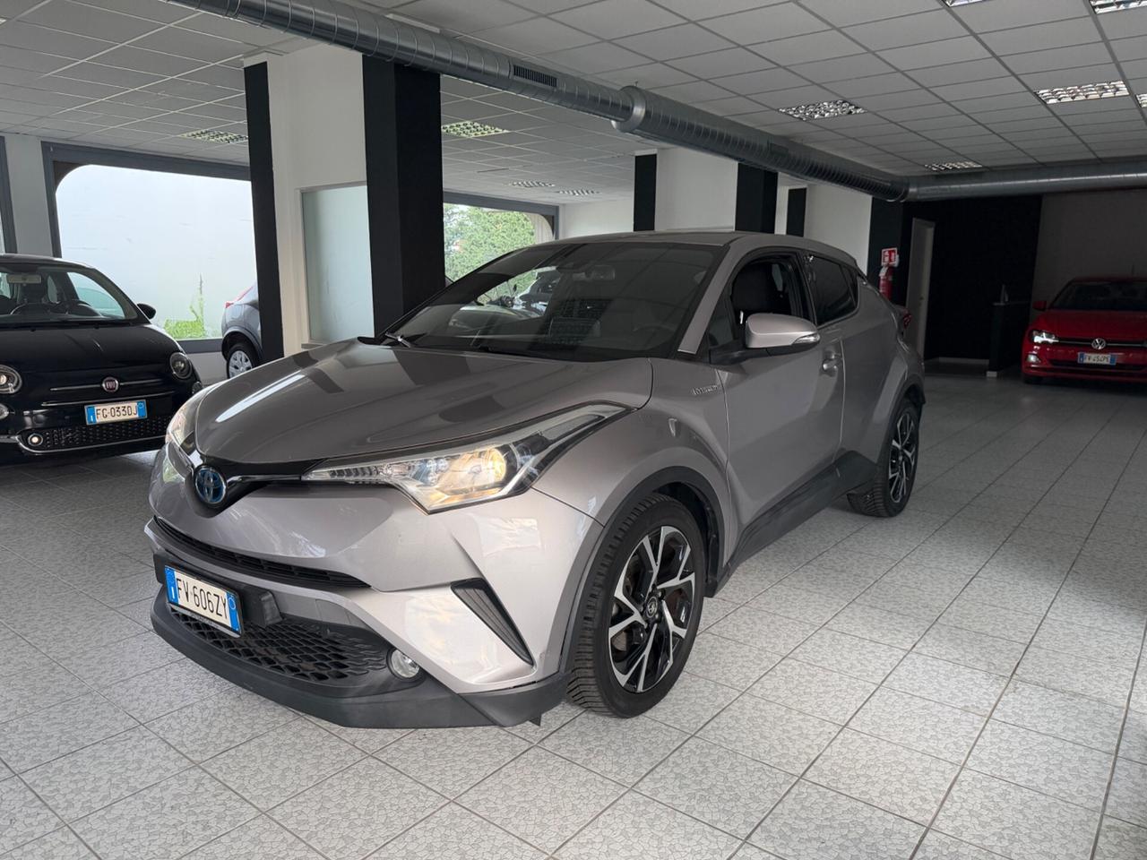 Toyota C-HR 1.8 Hybrid E-CVT Lounge
