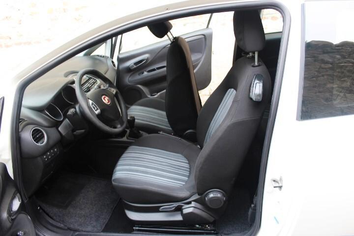 Fiat Punto Evo 1.3 Mjt 75 CV DPF S&S Dynamic 8 GOMME ESTIVE\TERMICHE