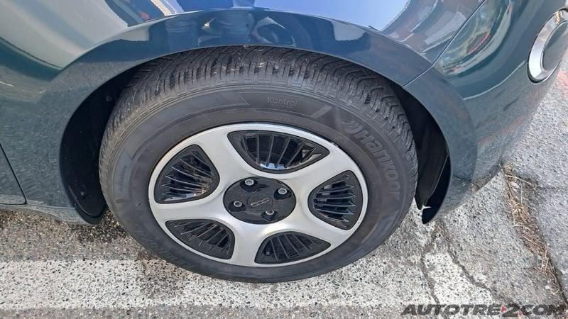 FIAT 500 500e Berlina 23,8 kWh Action