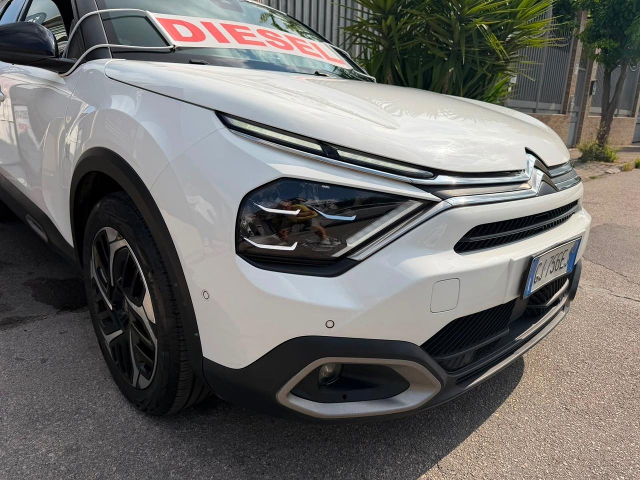 Citroen C4 BlueHDi 110 S&S Shine