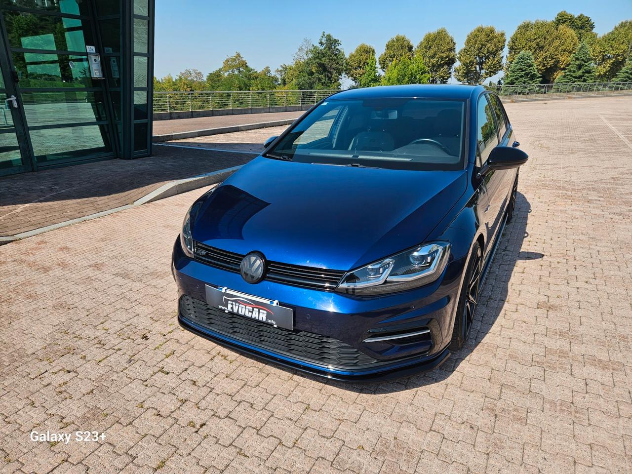 Volkswagen Golf 1.5 TSI ACT 5p. R line