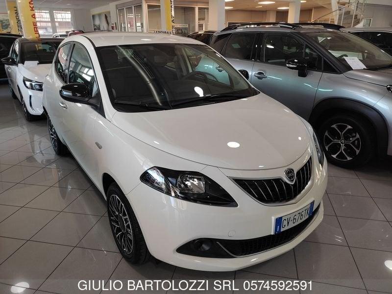 Lancia Ypsilon 1.0 FireFly 5 porte S&S Hybrid Platino