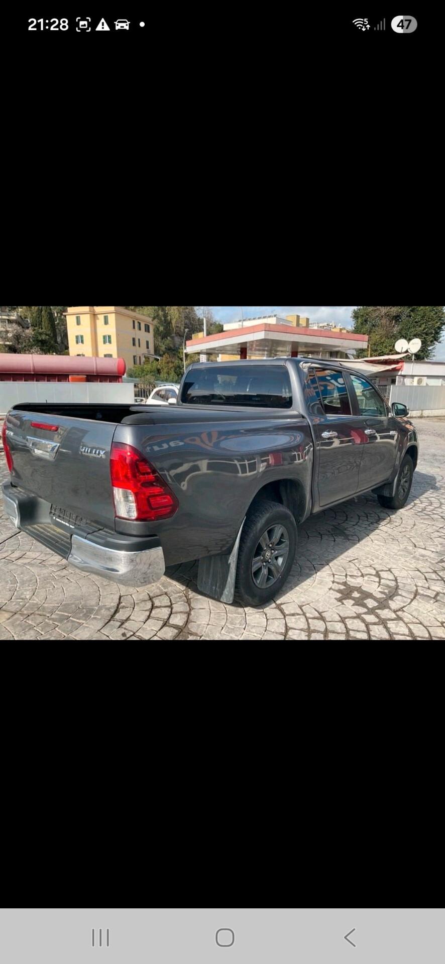 Toyota Hilux 2.4 D-4D 4WD 4 porte Double Cab Comfort