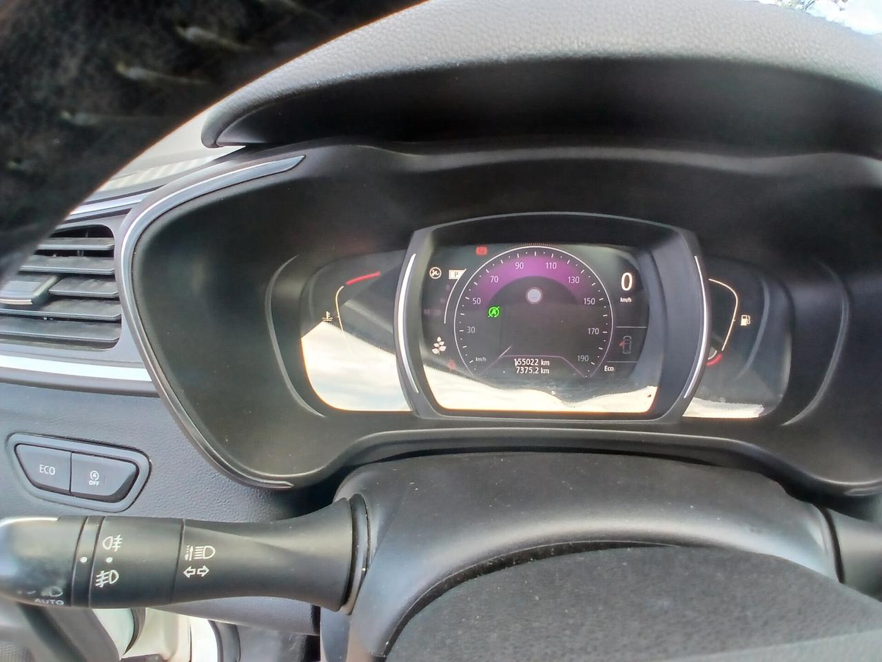 Renault dCi 8V 110CV EDC Energy Bose