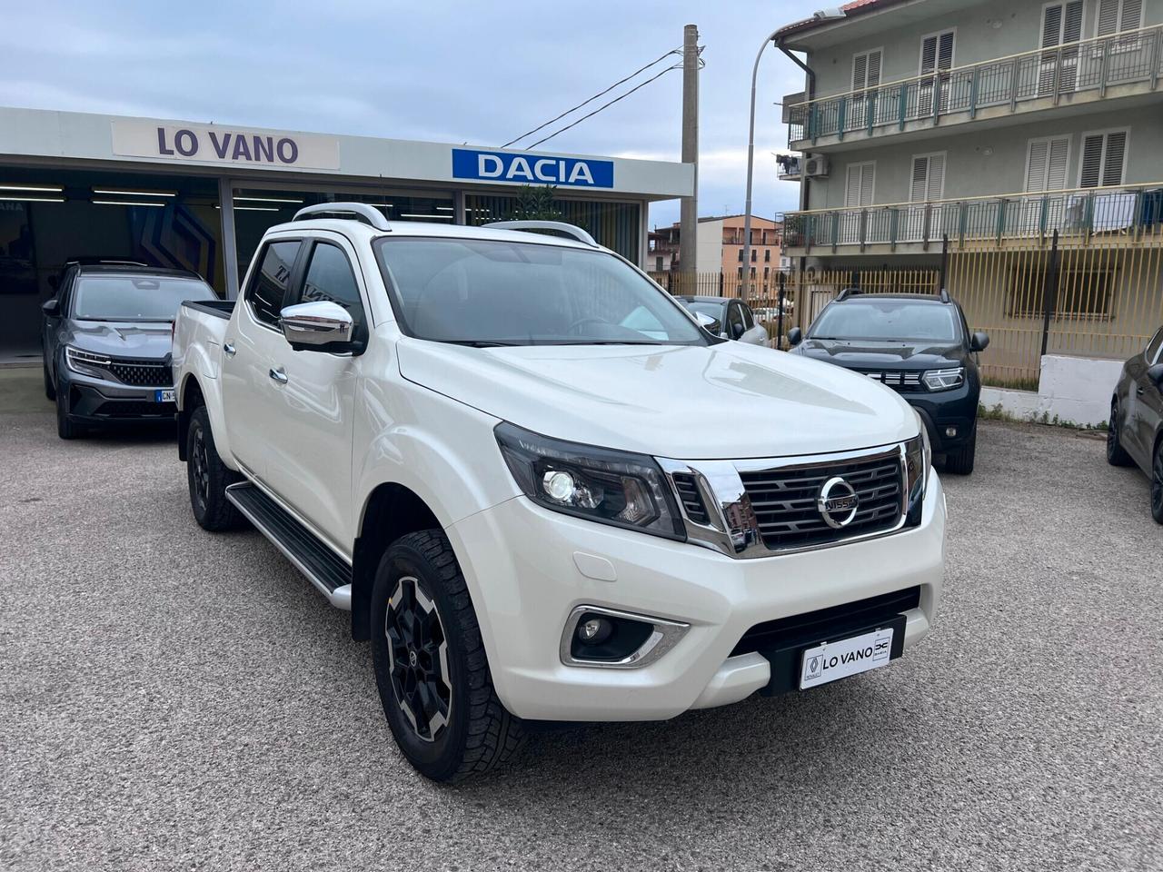 Nissan Navara 2.3 dci d.cab Tekna 4wd 190cv my19 iva esposta