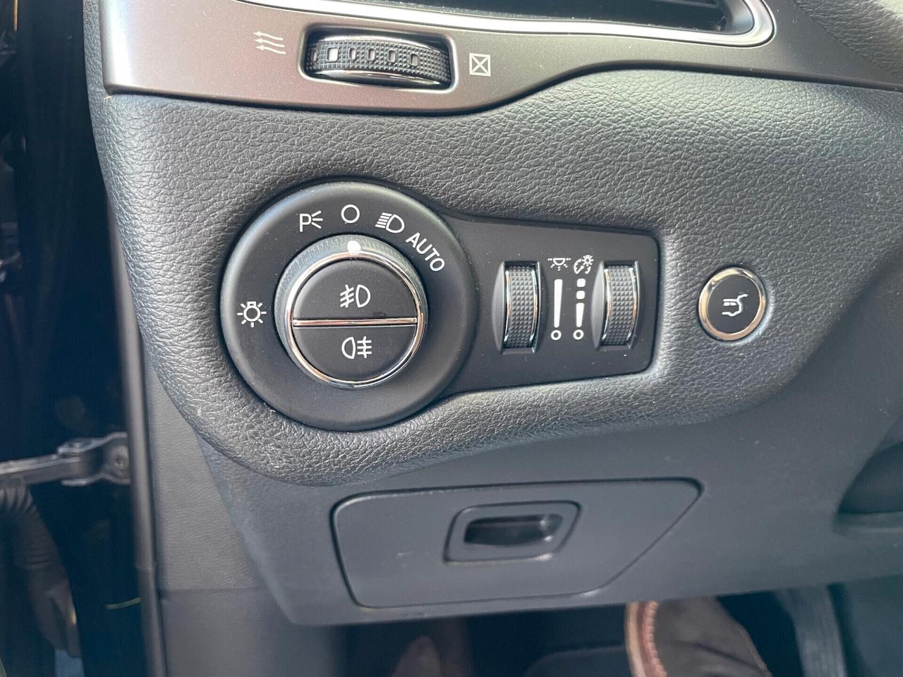 Jeep Cherokee 2.2 Mjt AWD Active Drive I Longitude