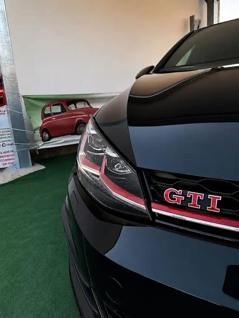 Volkswagen Golf GTI Performance 2.0 245 CV TSI DSG 5p. BMT