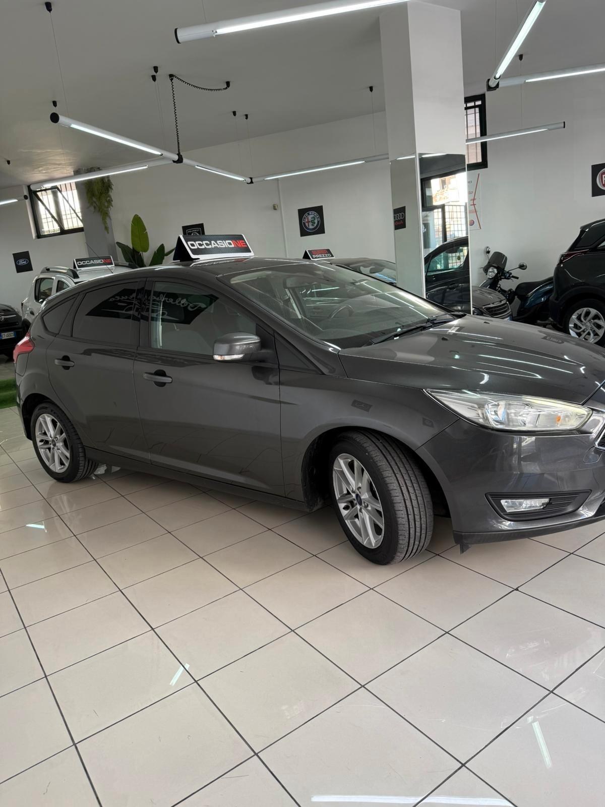 Ford Focus 1.5 TDCi 120 CV Start&Stop Powershift Titanium