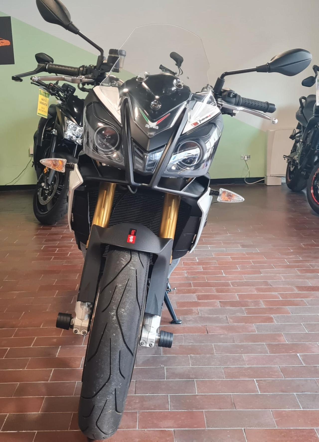 Aprilia Tuono 1000 R