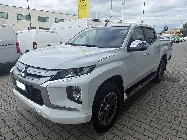 Mitsubishi L200 2.3 D Double Cab 4x4 Super Select Intense