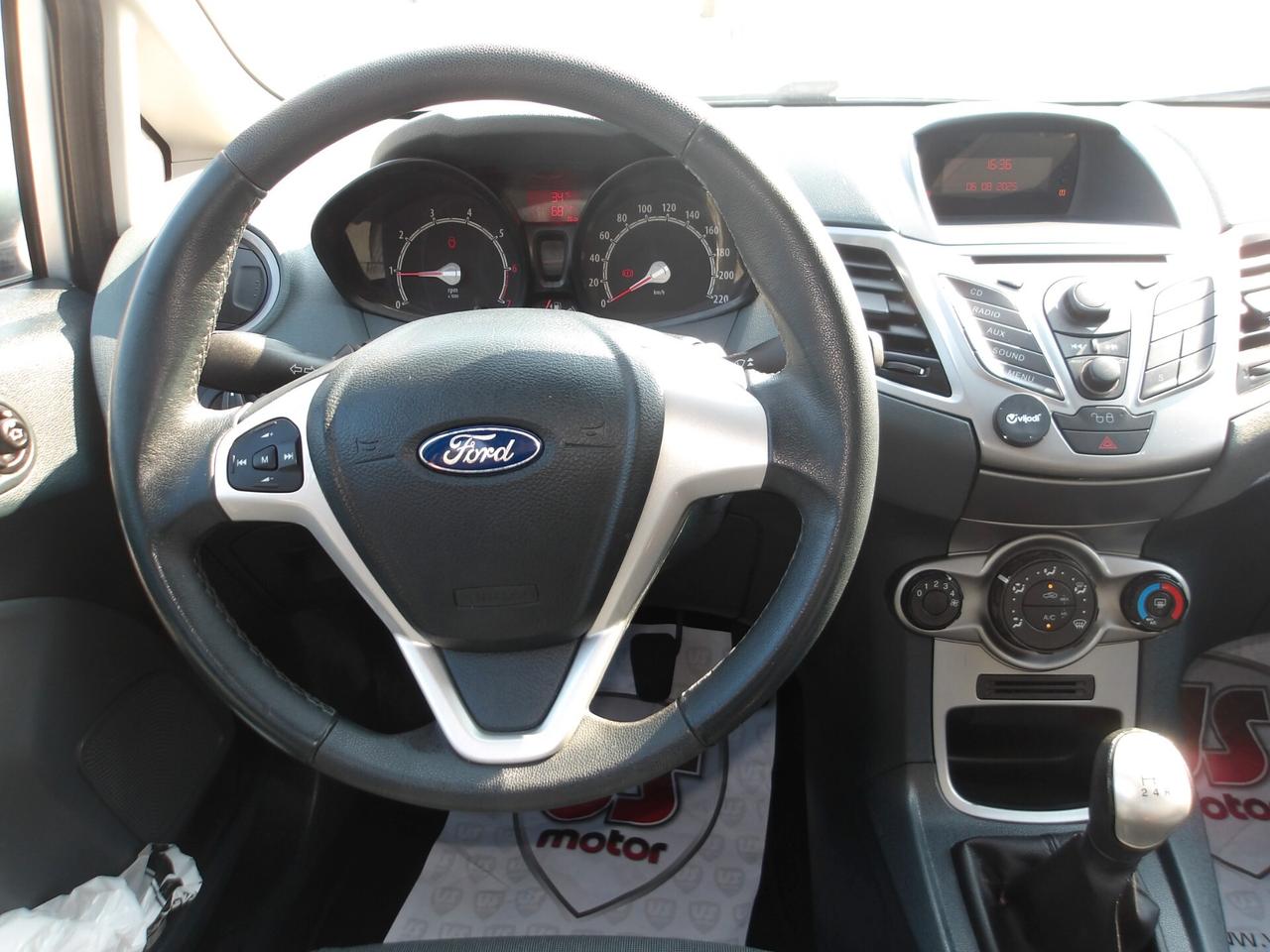 FORD FIESTA 1.2 BENZ-2011-GARANZIA FULL