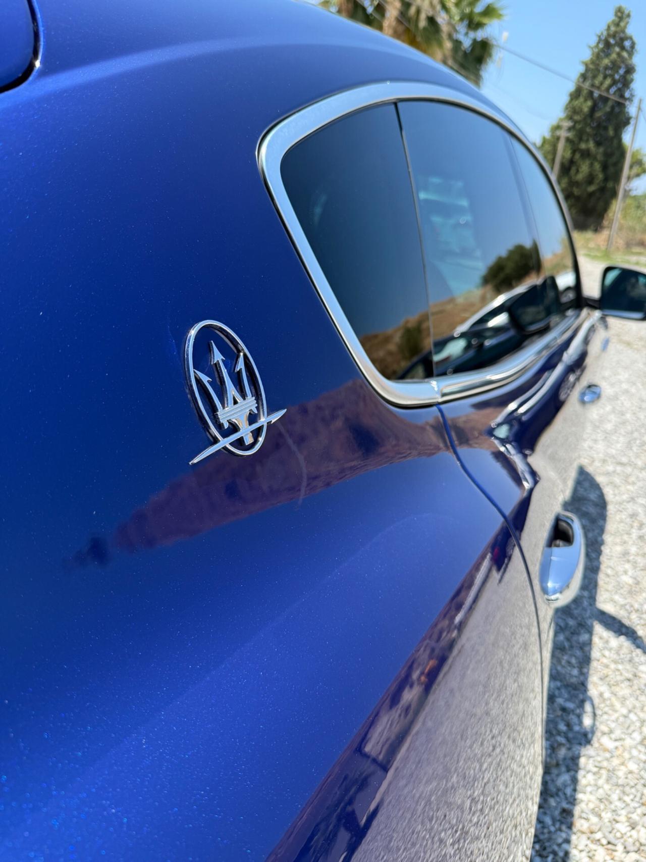 Maserati Levante V6 Diesel 275 CV AWD Gransport