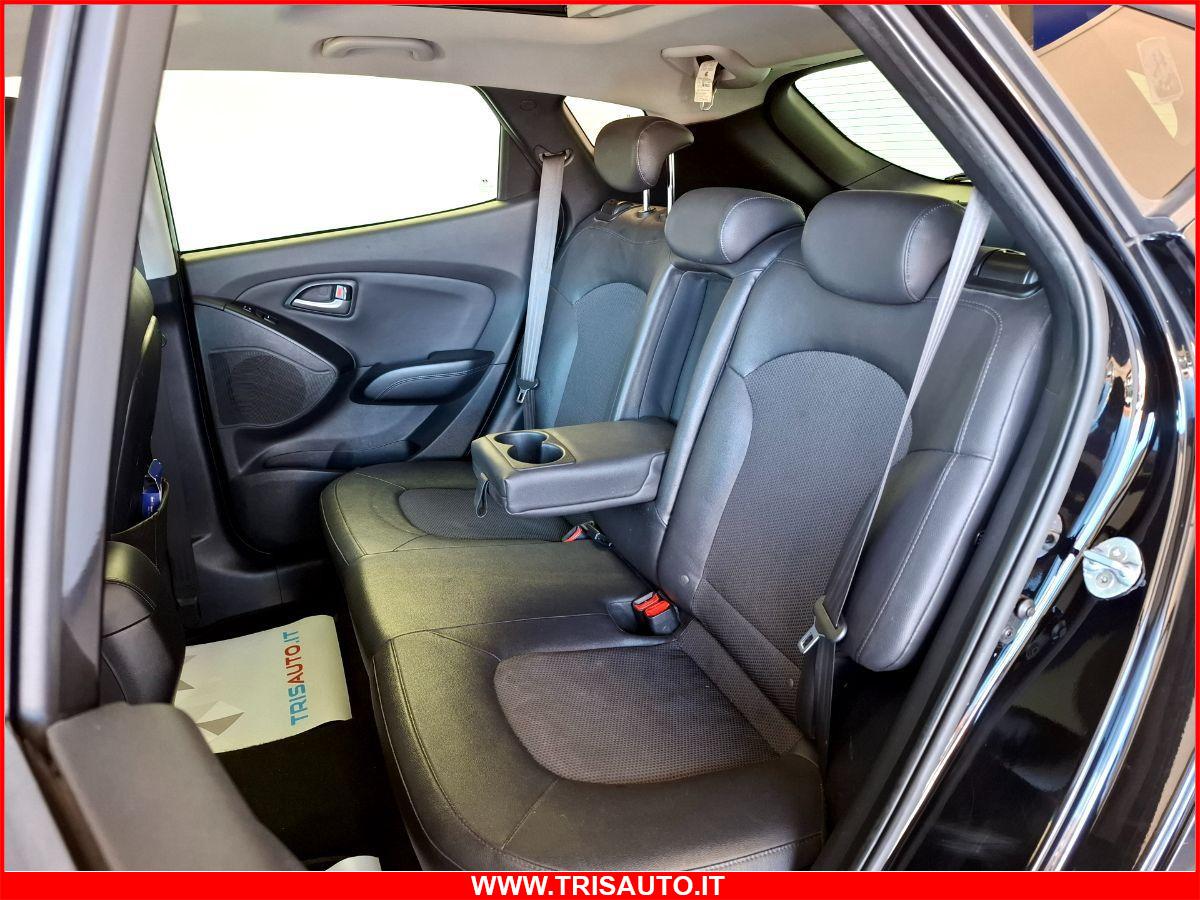 HYUNDAI iX35 1.7 Crdi Xpossible NEOPATENTATI (DOPPIO TETTO PANORAMICO APRIBILE)