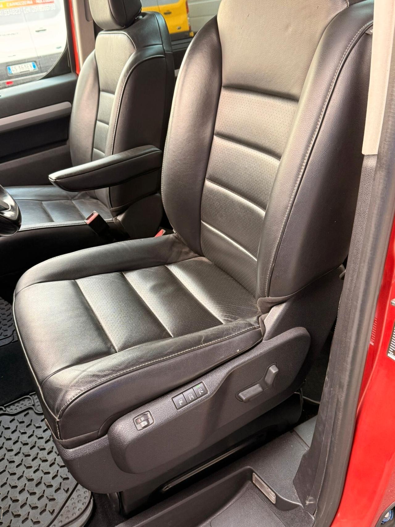 Peugeot Traveller BlueHDi 180 S&S EAT8 Long Business Vip