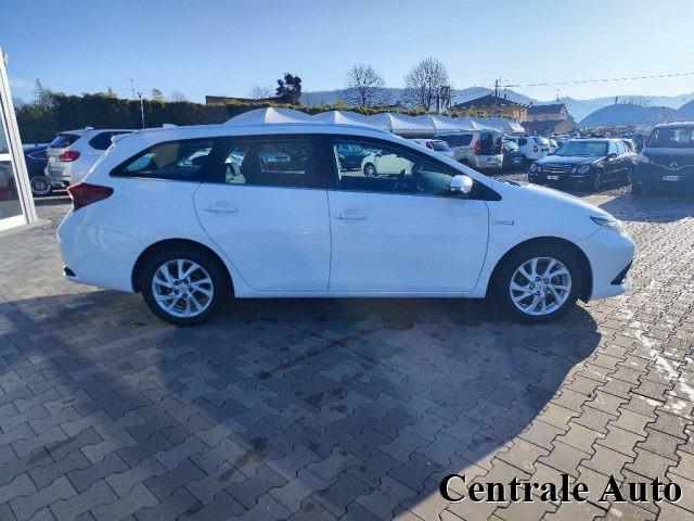 TOYOTA Auris Touring Sports 1.8 Hybrid Active