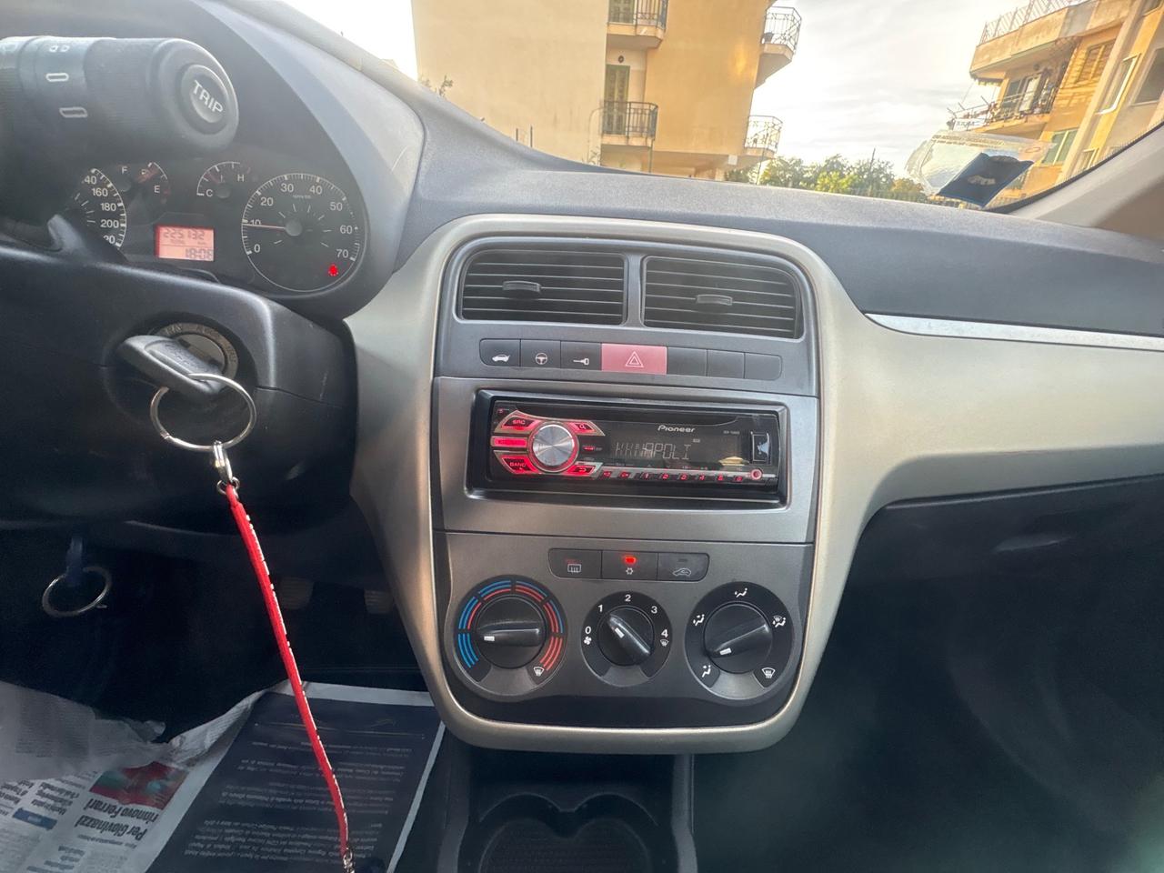 Fiat Grande Punto 1.3 MJT 75 CV 5 porte