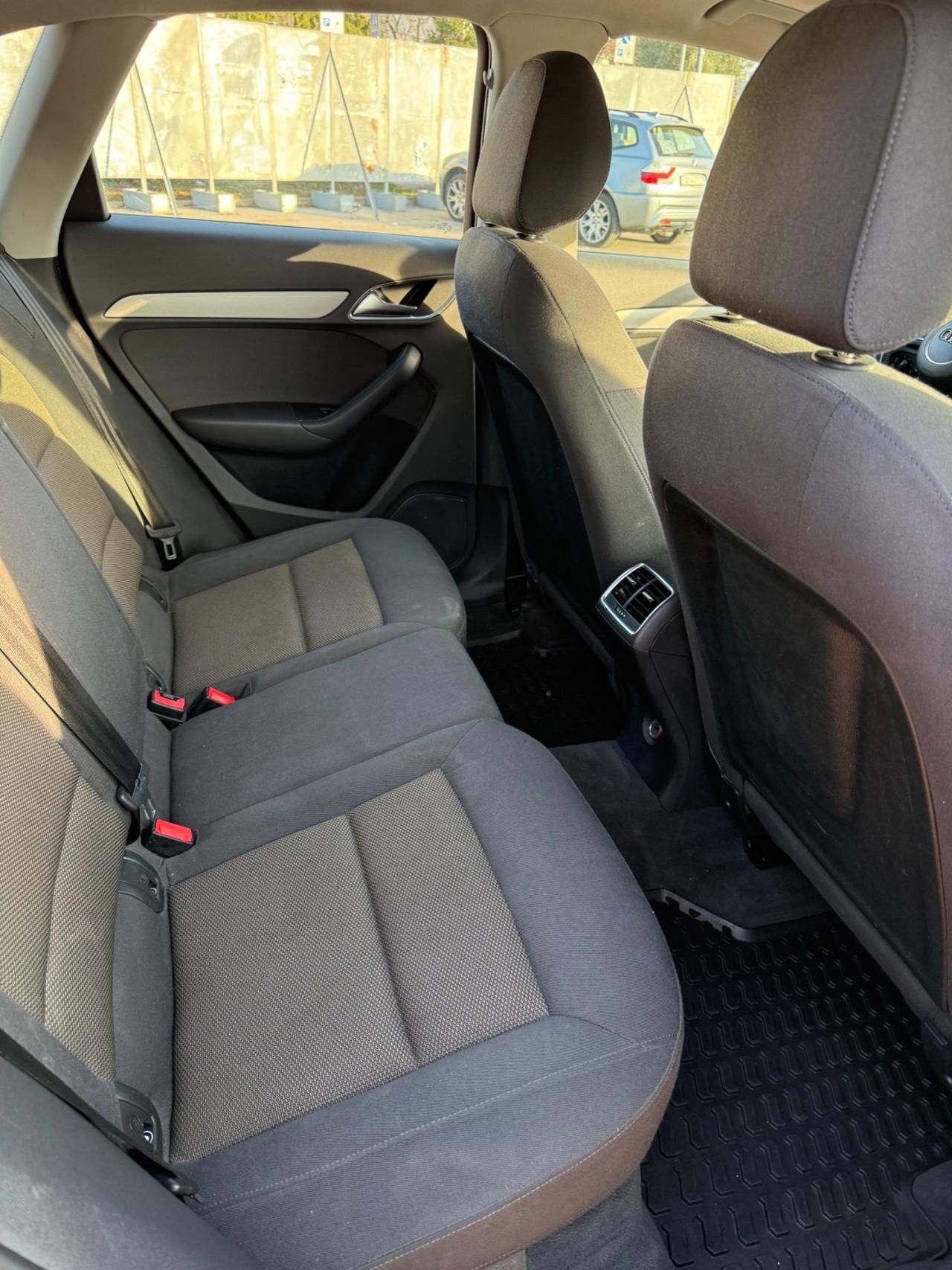 Audi Q3 2.0 TDI S Line Edition