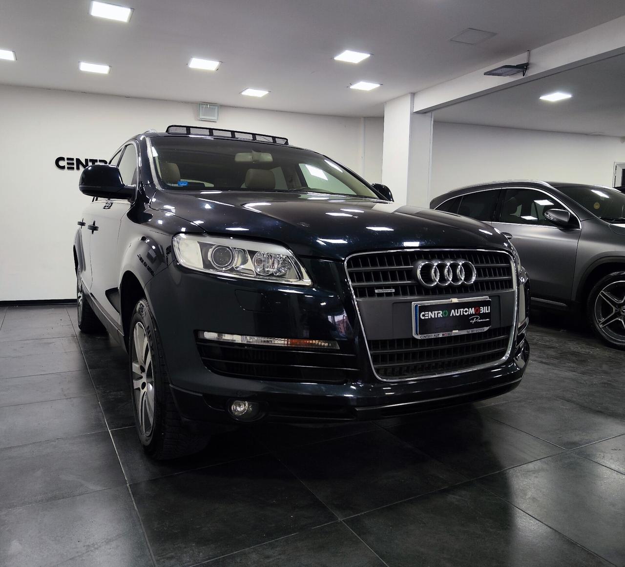 Audi Q7 3.0 V6 TDI 233CV quattro tiptronic Tetto 7 posti