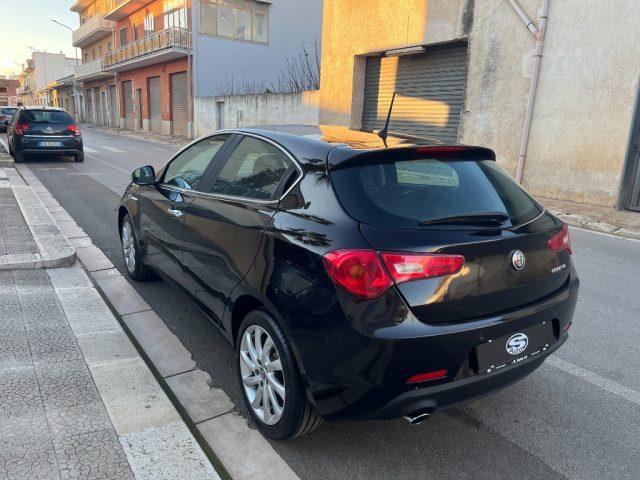 ALFA ROMEO Giulietta 1.6JTDm-2 120 CV Distinctive