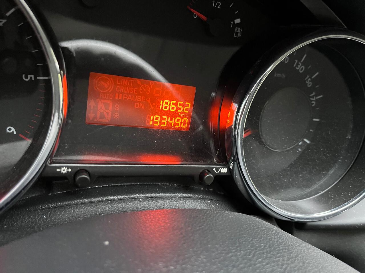 PEUGEOT 3008 1.6 HDi BUSINESS - ANCHE PER NEOPATENTATI - UNICO PROPRIETARIO - 2010 - PREZZO PER COMMERCIANTI