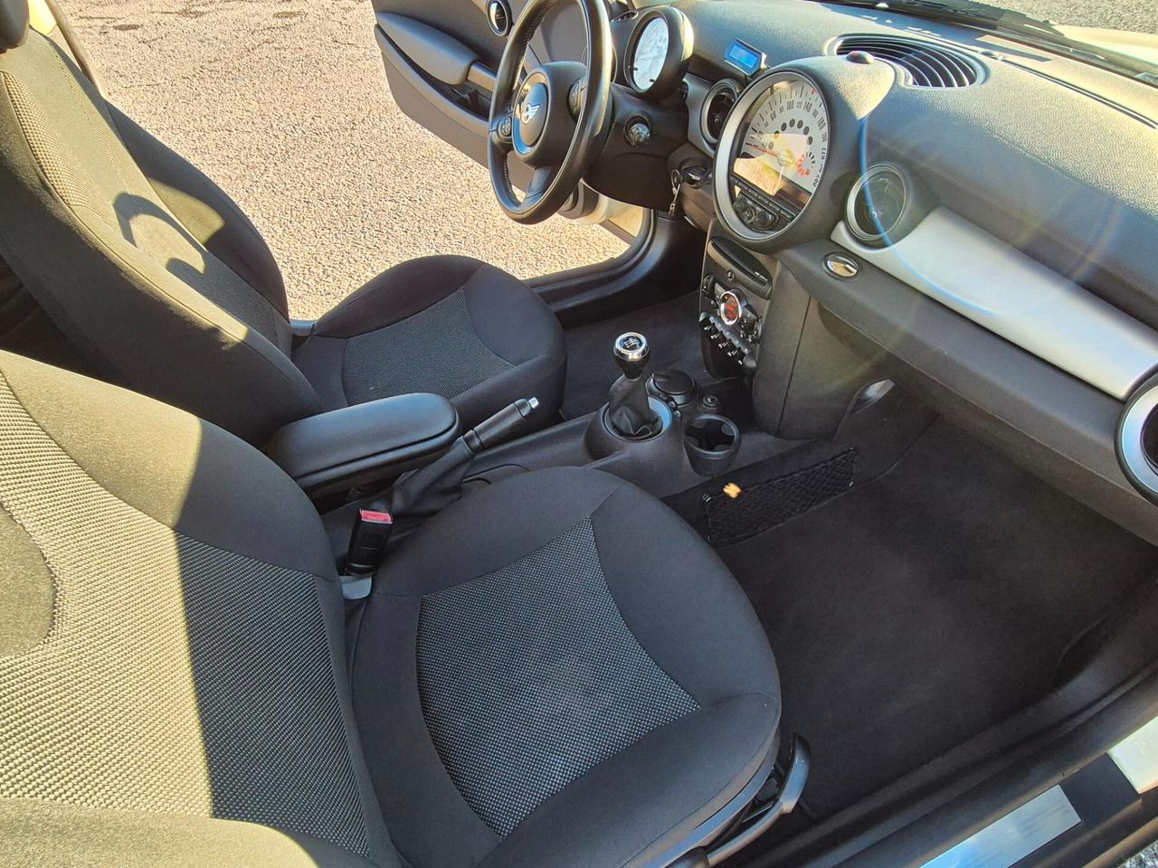 Mini Clubman Cooper D My2012