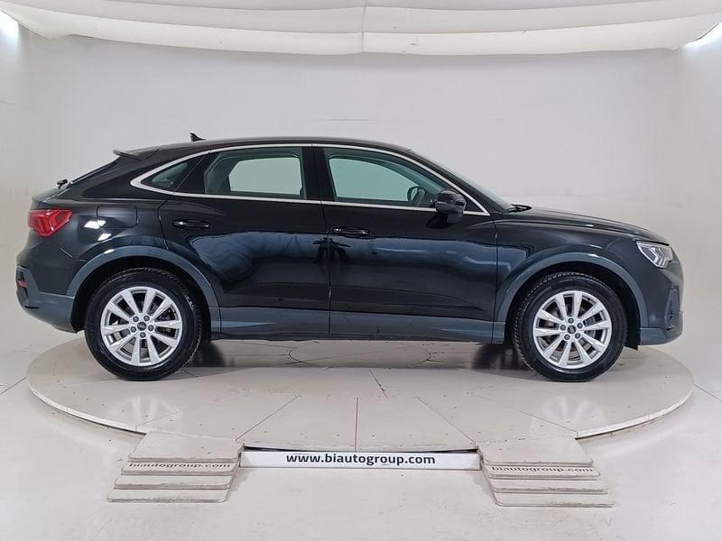 Audi Q3 2019 Sportback Benzina Sportback 35 1.5 tfsi Business Plus