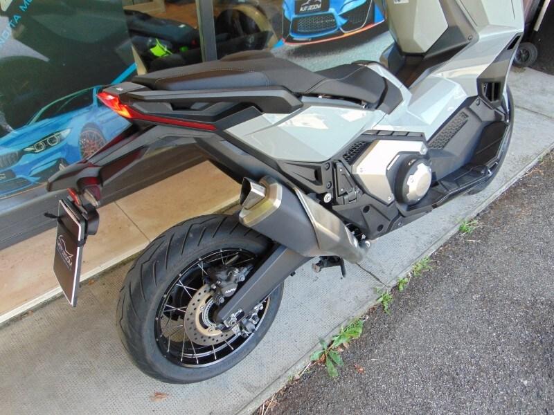 Honda X-ADV 750 ABS DCT