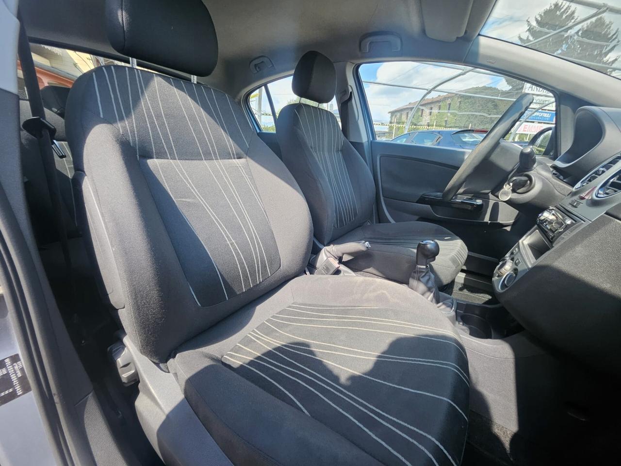 Opel Corsa 1.2 5 porte Club