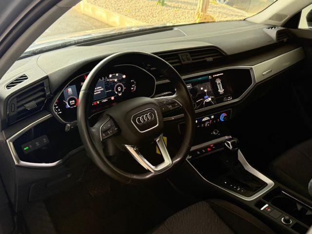 AUDI Q3 35 TDI Business Advanced