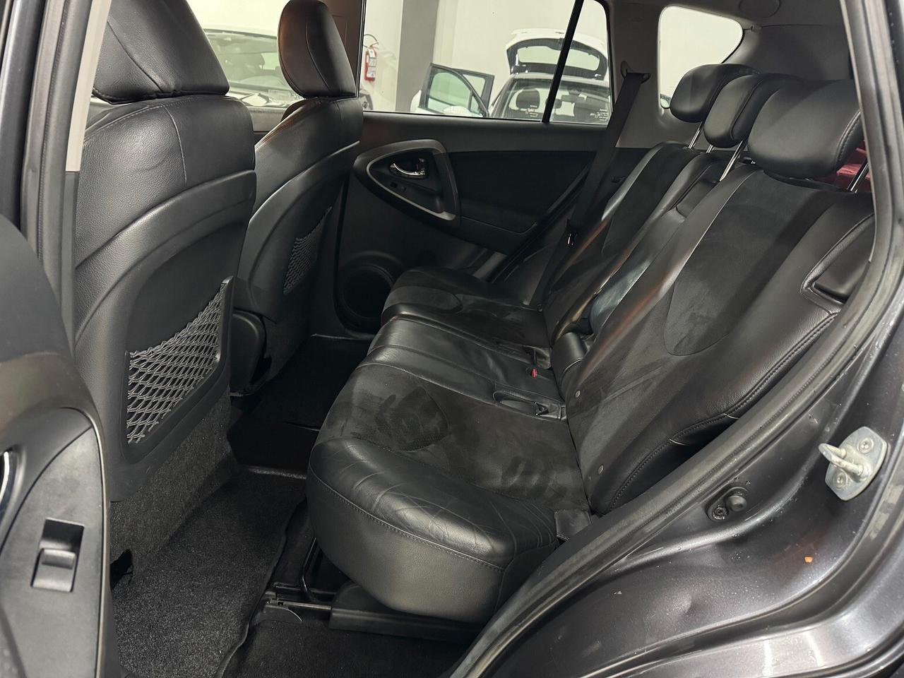 RAV4 2.2 D-Cat 150CV auto PREZZO VELOCE