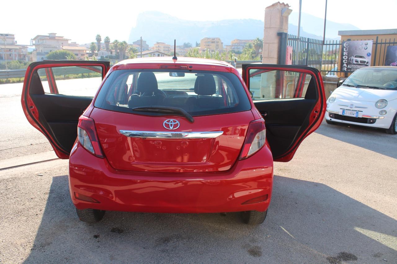 Toyota Yaris 1.4 D-4D DPF 5 porte