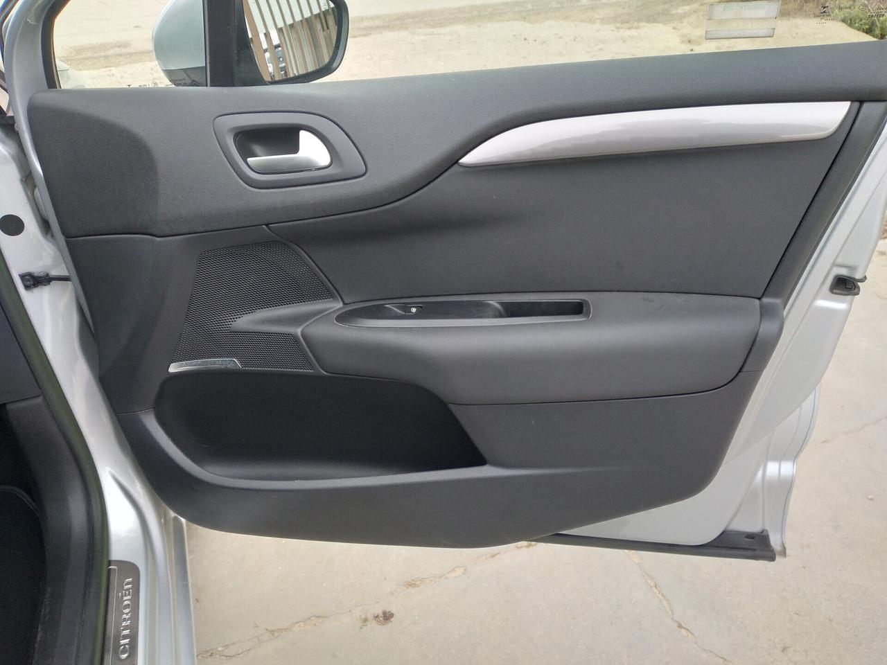 Citroen C4 1.6 e-HDi 115 airdream Exclusive