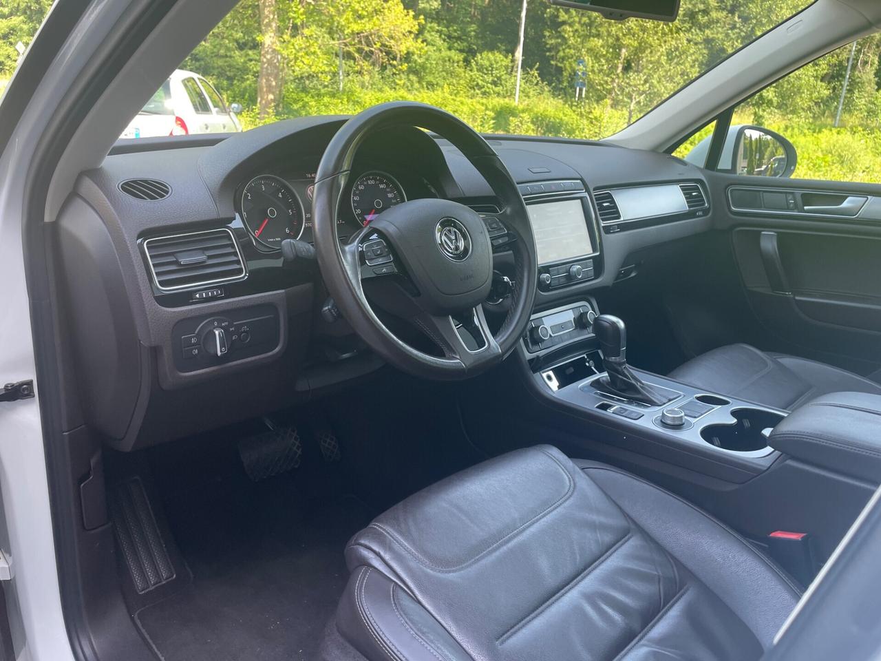 Volkswagen Touareg 3.0 TDI 262 CV *pelle*Automatik*Tetto*Pelle