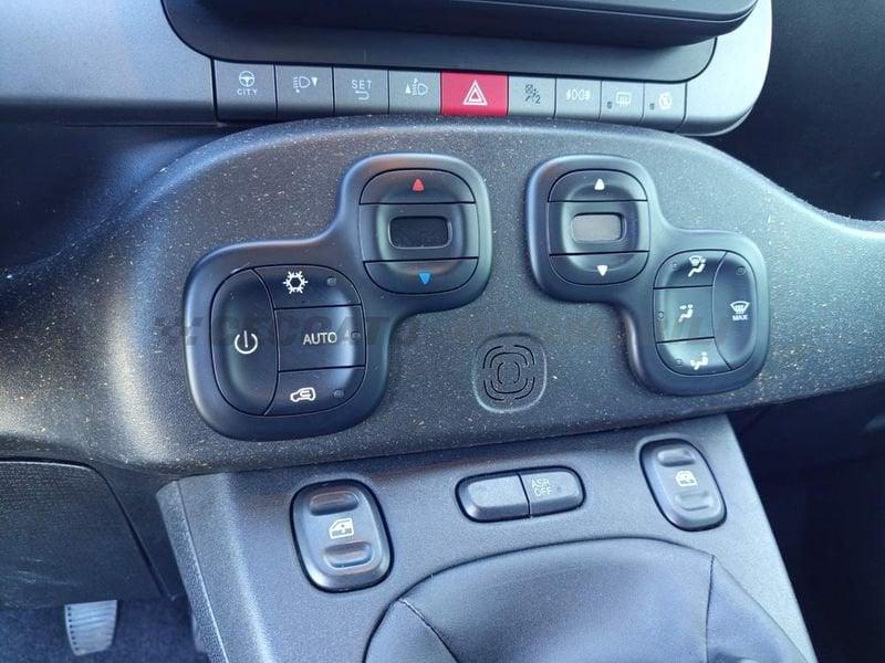 FIAT Panda Cross Panda 1.0 firefly hybrid Cross s&s 70cv