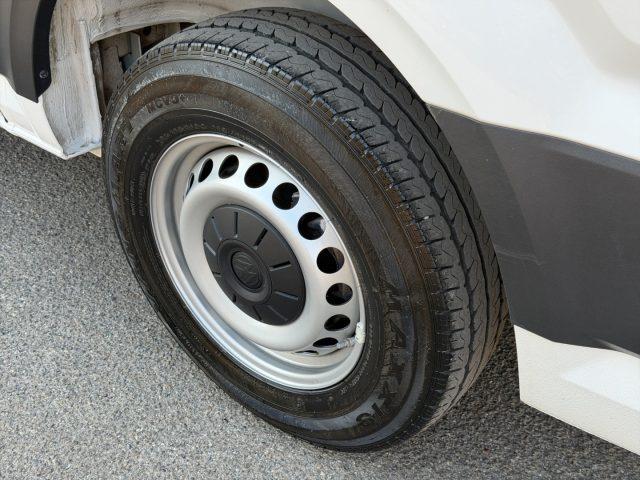 VOLKSWAGEN Crafter L3H3 2.0TDI 140CV