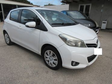 Toyota Yaris 1.0 5 porte Lounge