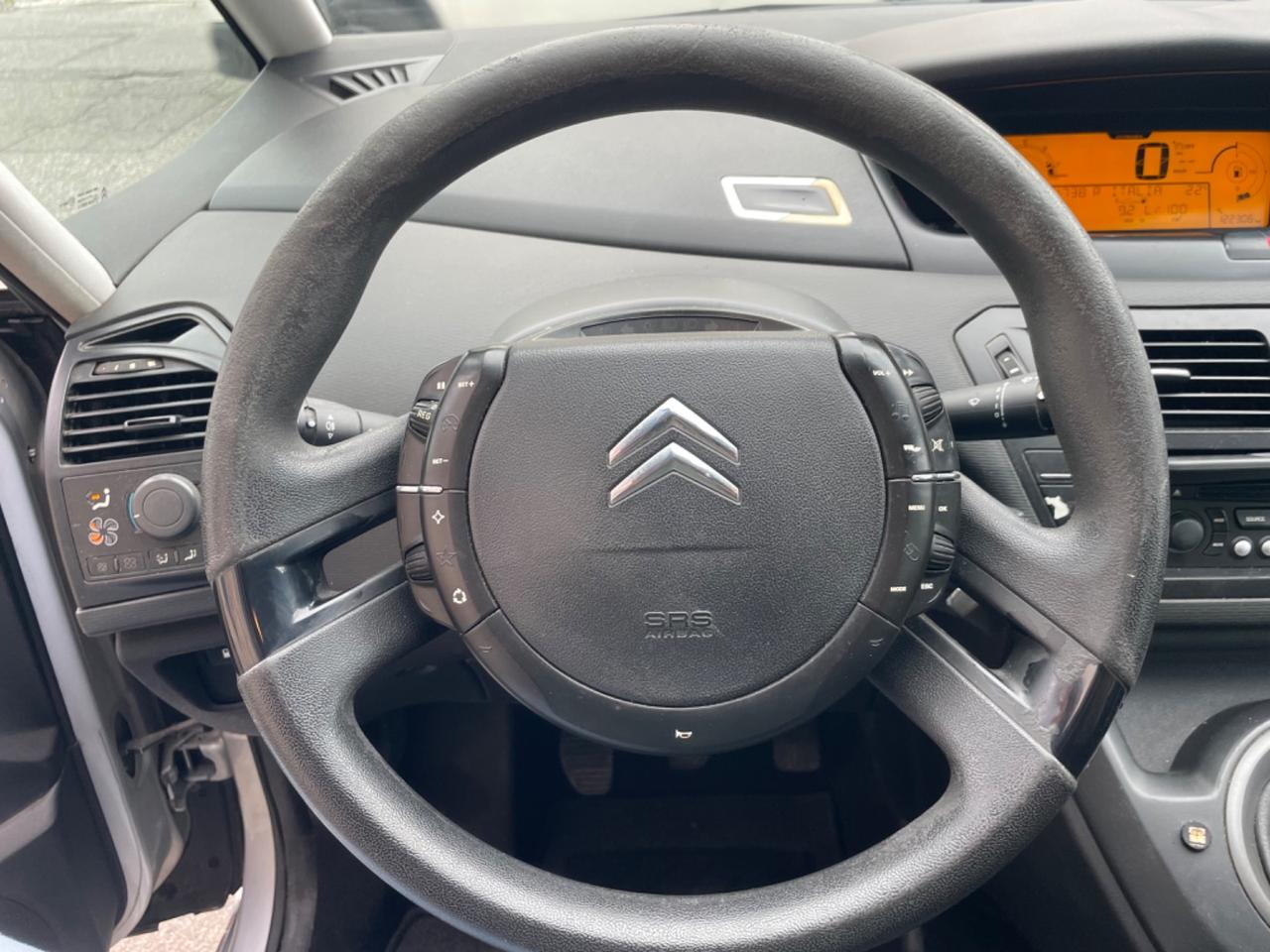 Citroen C4 Picasso 1.8 Classique