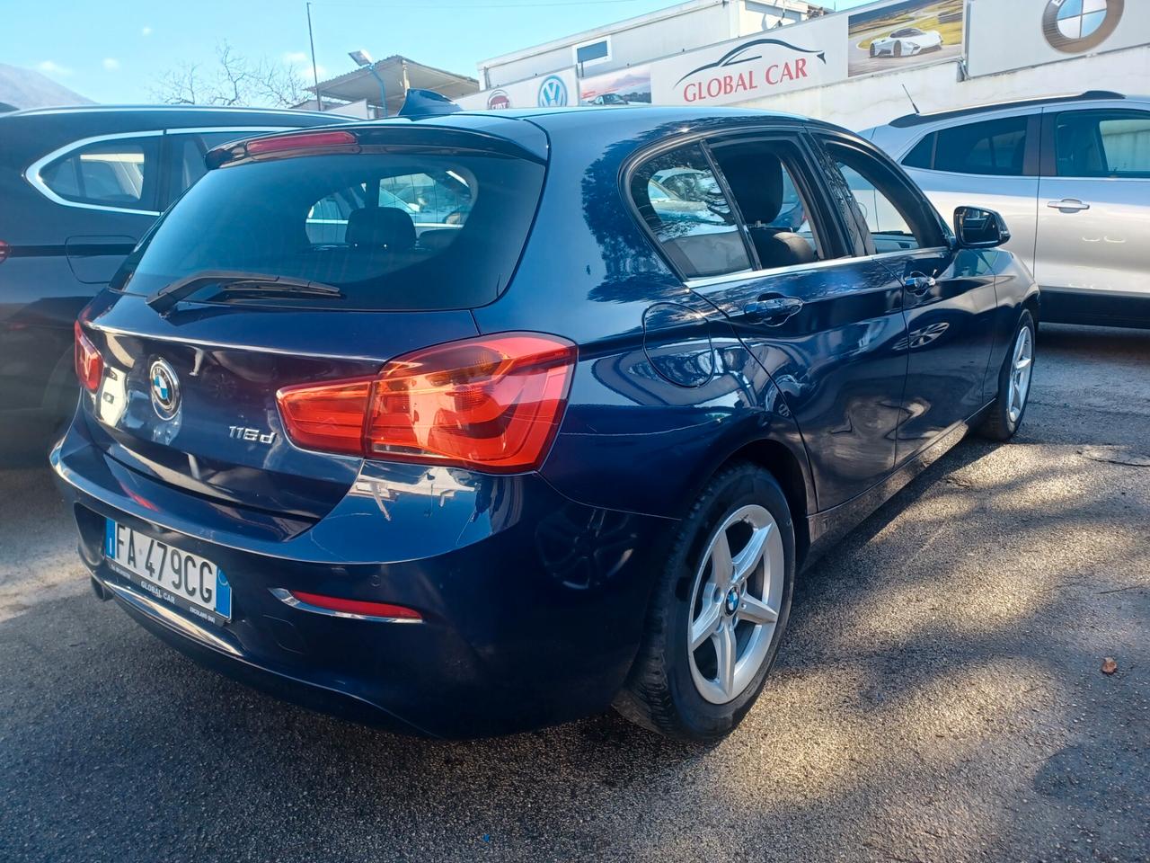 Bmw 116 d Urban LED BIXENO ANNO 2015
