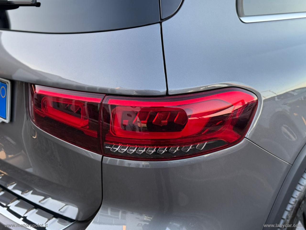 MERCEDES-BENZ GLB 180 d Automatic Business EXTRA DOPPIO TETTO PANORAMICO