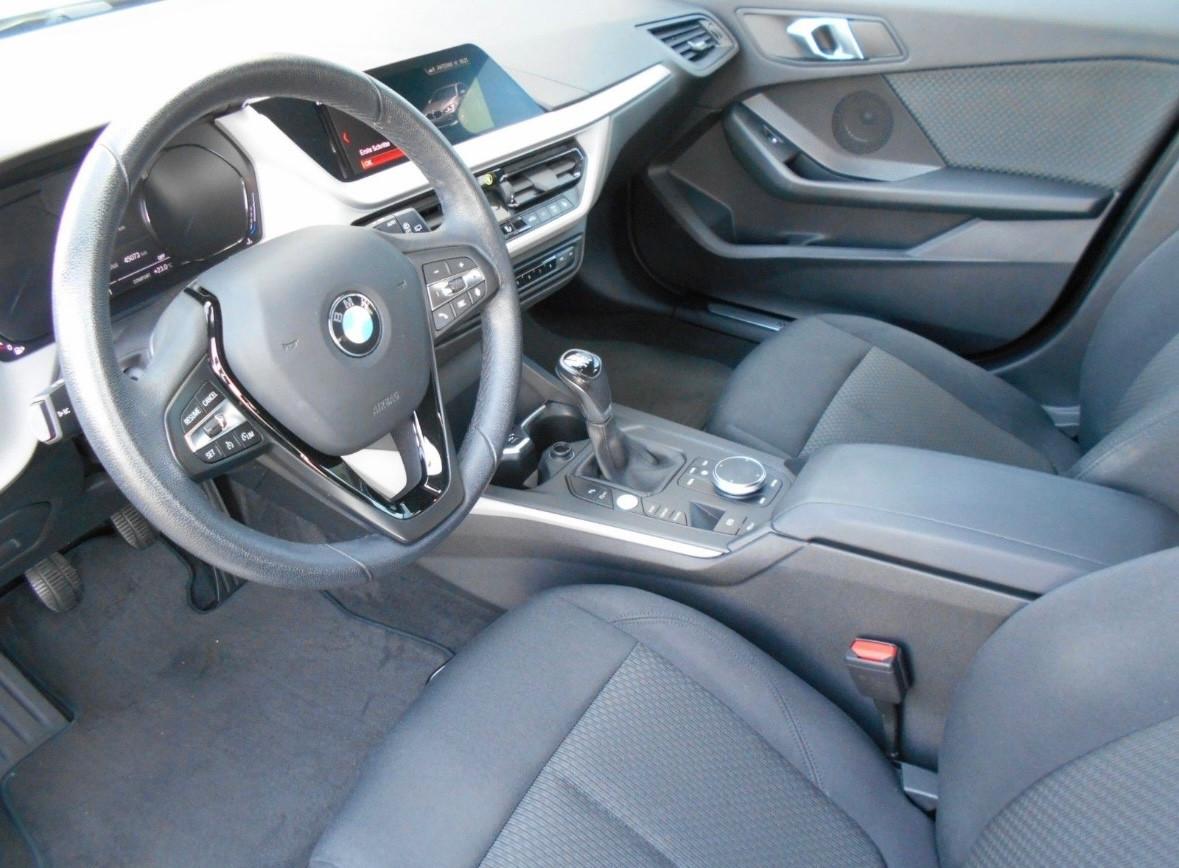 Bmw 118i 5p. Business Advantage Navi PDC