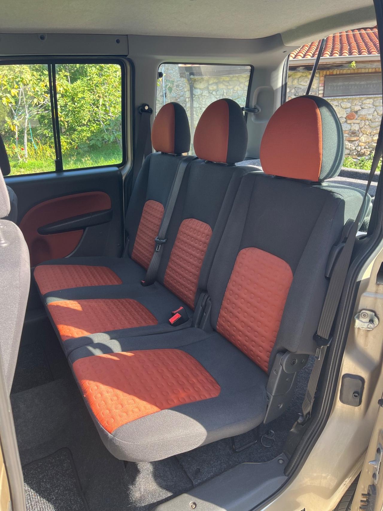 Fiat Doblo MJT 105CV 5 POSTI PARI AL NUOVO