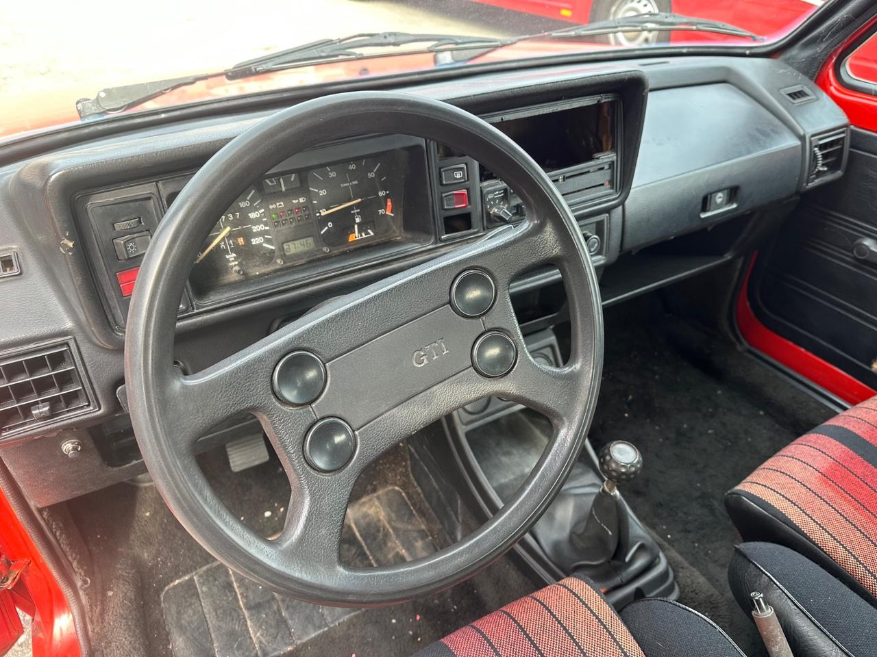 Volkswagen Golf GTI 1.6 del 1981 mk1