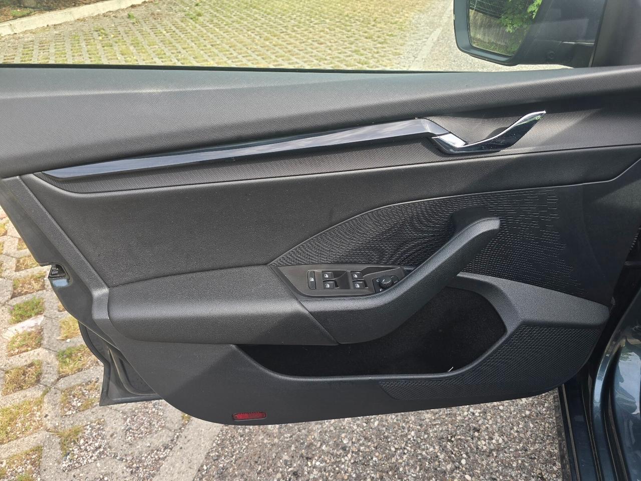 Skoda Octavia 2.0 TDI EVO SCR DSG Wagon Executive