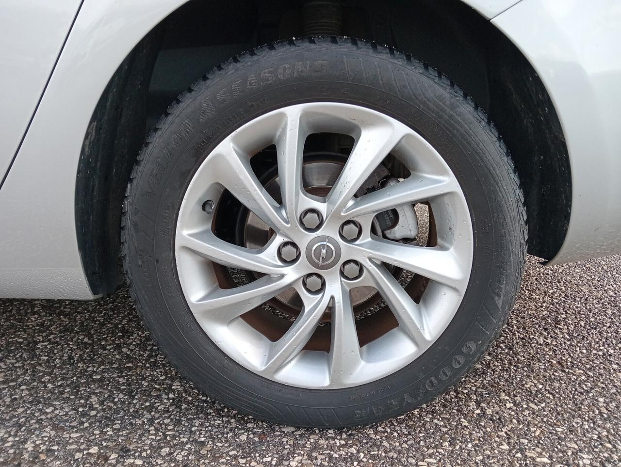 Opel Astra 1.6 CDTi 110CV Sports Tourer Business