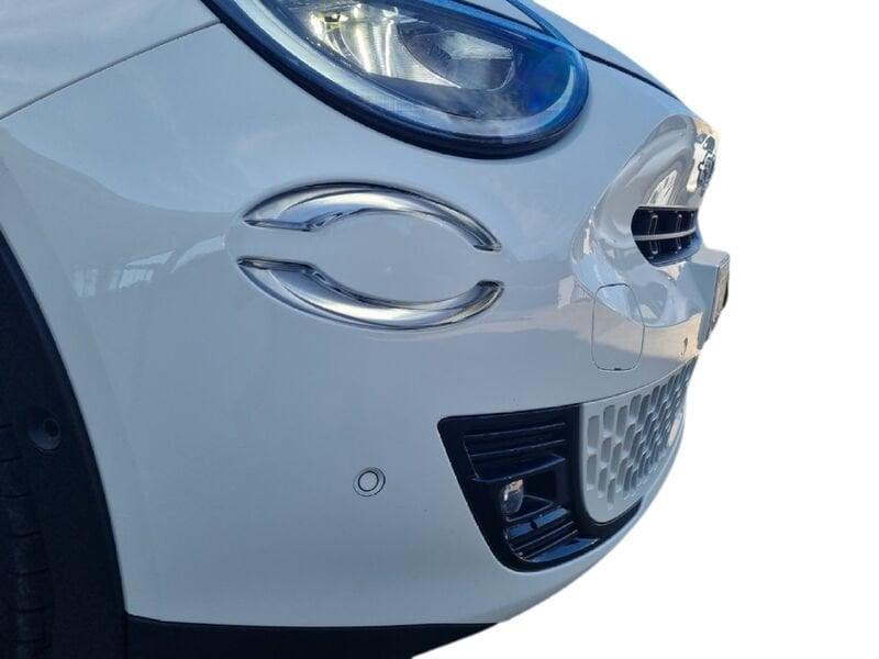 FIAT 600 (2023-->) Hybrid 100 CV DCT MHEV La Prima